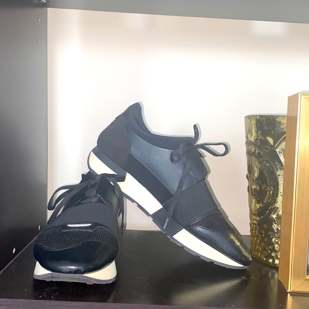 balenciaga silver race runner